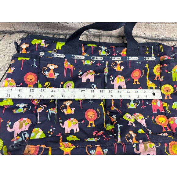 Le Sportsac Ryan Baby Bag Navy Zoo Animals‎ Large *MISSING SHOULDER STRAP* - Picture 8 of 12